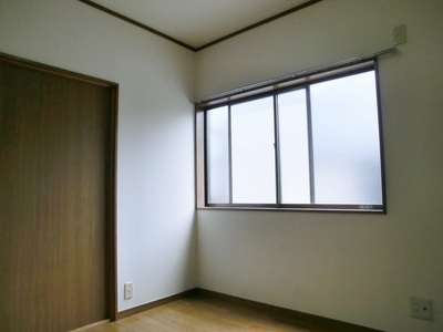 Living and room. It is bright with a window to Western-style