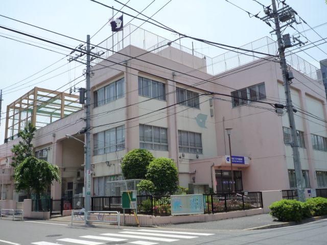 kindergarten ・ Nursery. Minamishinozaki nursery school (kindergarten ・ 490m to the nursery)