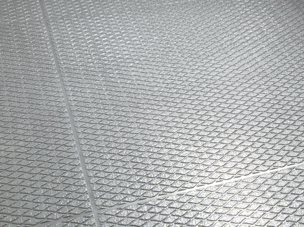 Bathing-wash room.  [Wave diamond pattern floor] Water is less likely to rest by its own floor pattern to weaken the surface tension of water droplets, Easy to dry the floor. Also it reduces fear of slipping on wet floor.