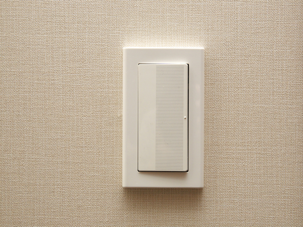 Other.  [Wide switch] Adopt a wide type of switch. You can switch smoothly even with a light force of children and the elderly. (It was taken the model Room C type in February 2013. Also, And a part paid option. furniture ・ Furniture etc. are not included in the sale price)