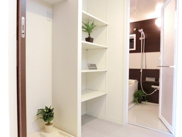 Receipt. The bathroom storage