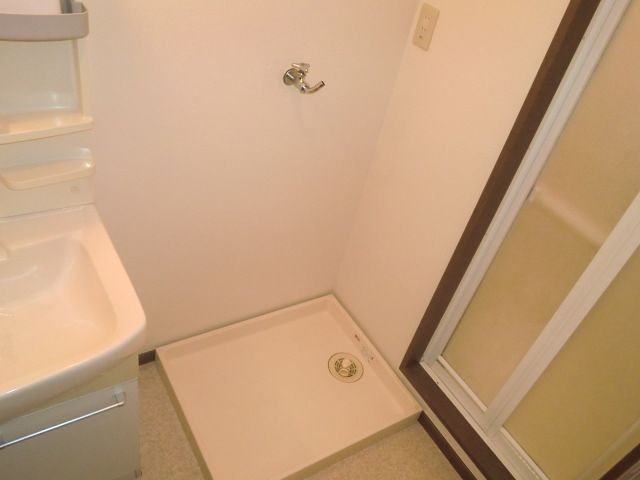 Other Equipment. Washing machine Storage