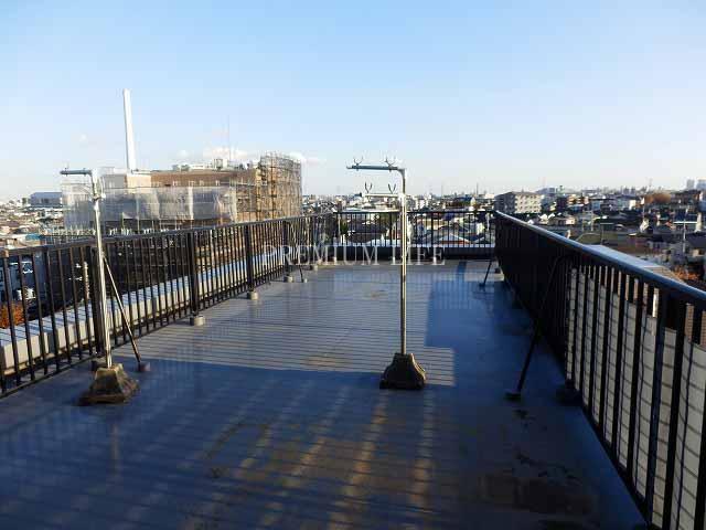 Balcony. Roof balcony of «balcony» spacious 55 square meters.