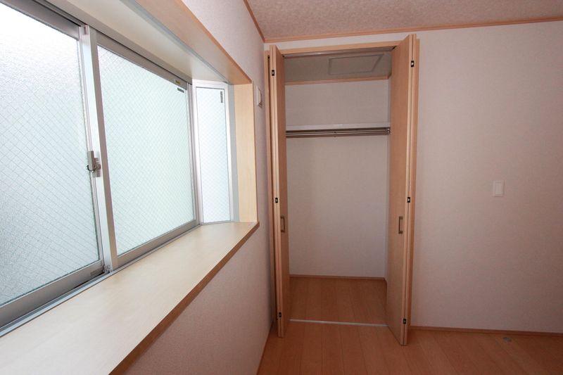 Receipt. Western-style 5 Pledge (closet)