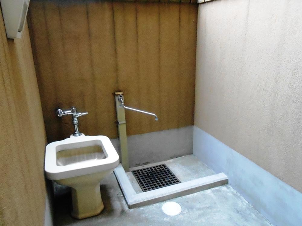 Other common areas. Common areas Pet washing place