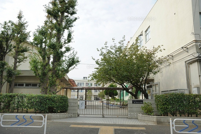 Primary school. 161m to Edogawa Ward Komatsugawa elementary school (elementary school)