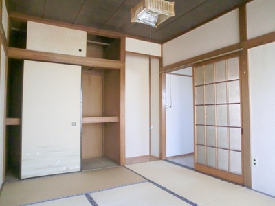 Living and room. It is calm Japanese-style room.