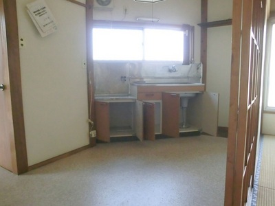 Kitchen. Kitchen space.