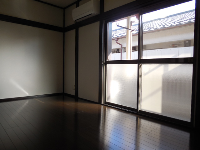 Living and room. 7.5 Pledge of nice Hito Western-style