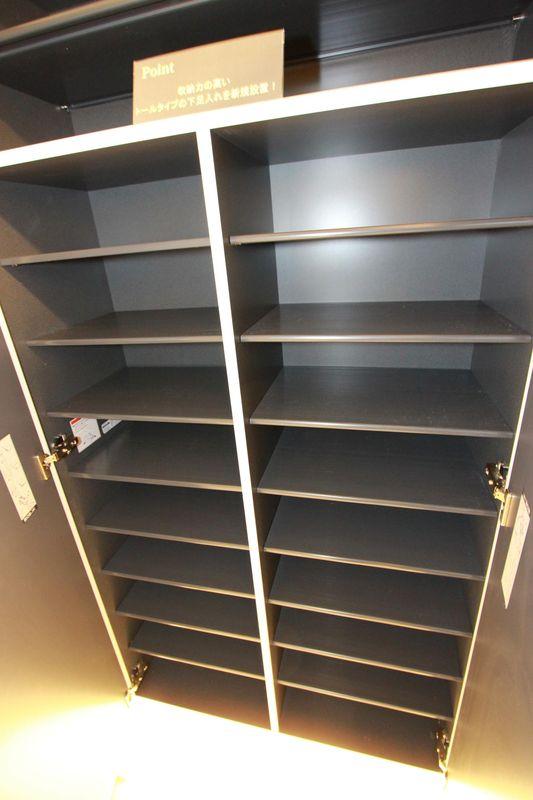 Receipt. Thor type of footwear purse