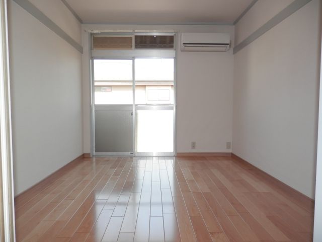 Living and room. Western style room