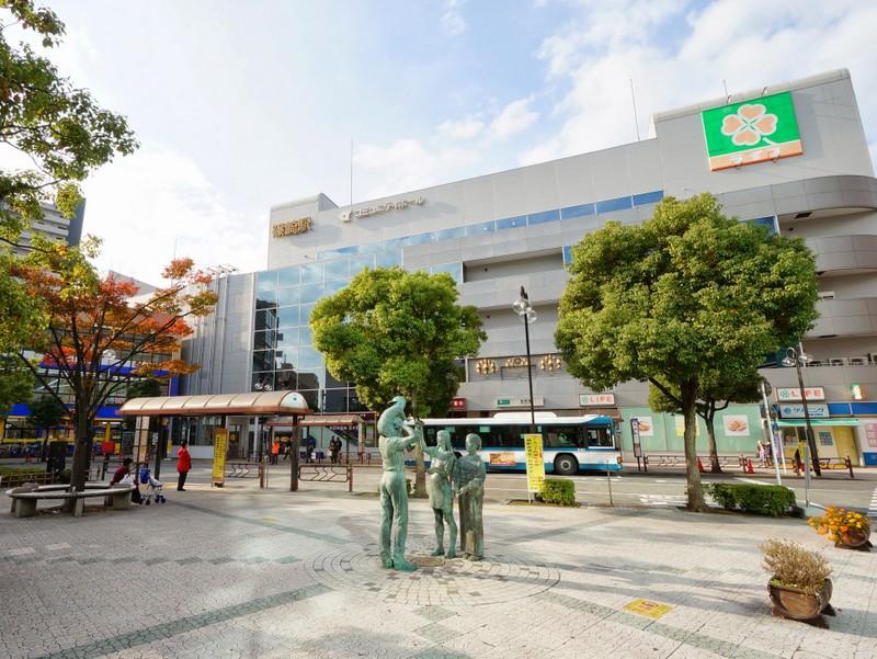 station. Toei Shinjuku Line "Shinozaki" flat approach is 550m to the Train Station to the station, There is a sidewalk substantially the entire length.