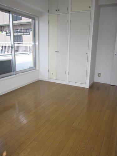 Other room space. Western-style about 5 tatami