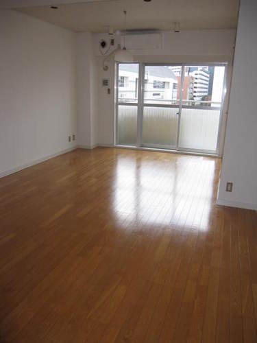 Living and room. 13.6 tatami mats of living ・ dining!