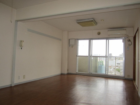 Living and room. LDK / Air-conditioned