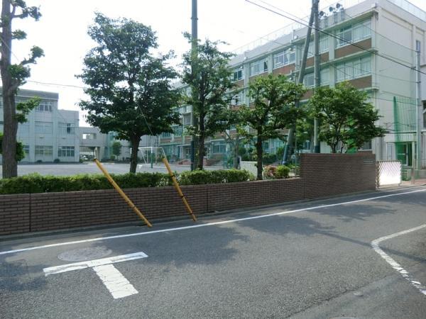 Junior high school. 610m to Matsue second junior high school