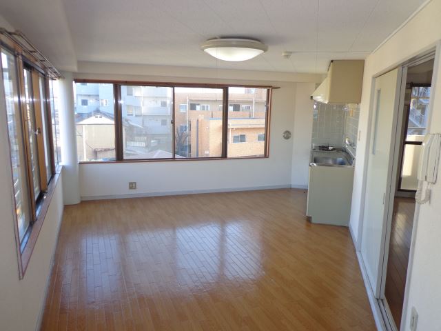 Living and room. Western-style room