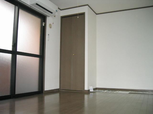 Living and room. Western-style (2) (No. 106 room)