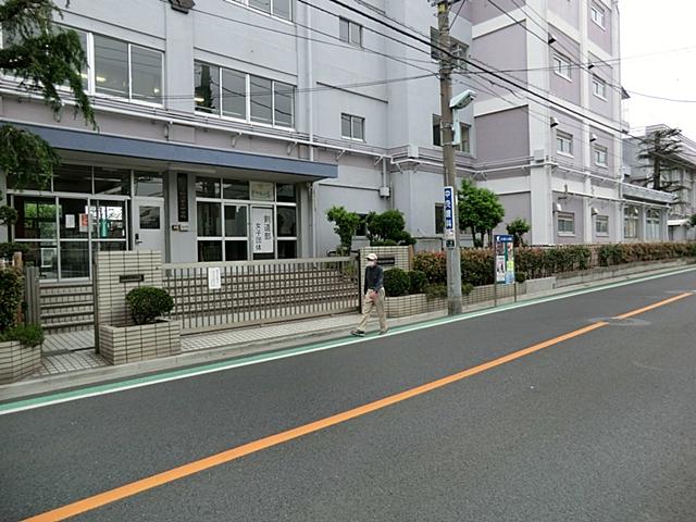 Junior high school. 550m to Edogawa Ward Matsue third junior high school
