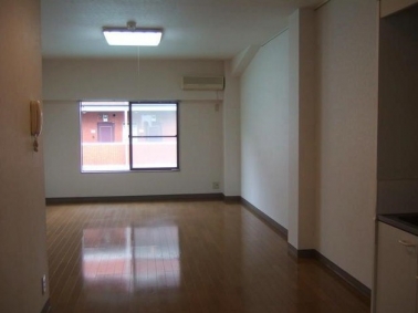 Other room space. Spacious space