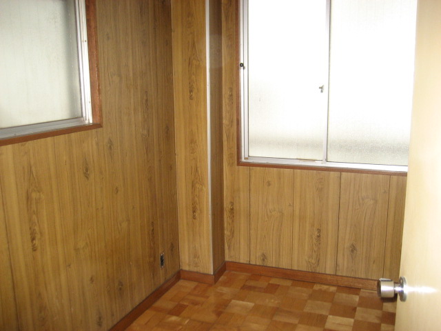 Other room space. Western style room