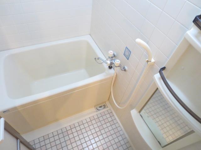 Bath. Bathroom (the same type)