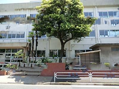 Primary school. 240m to Osugi elementary school