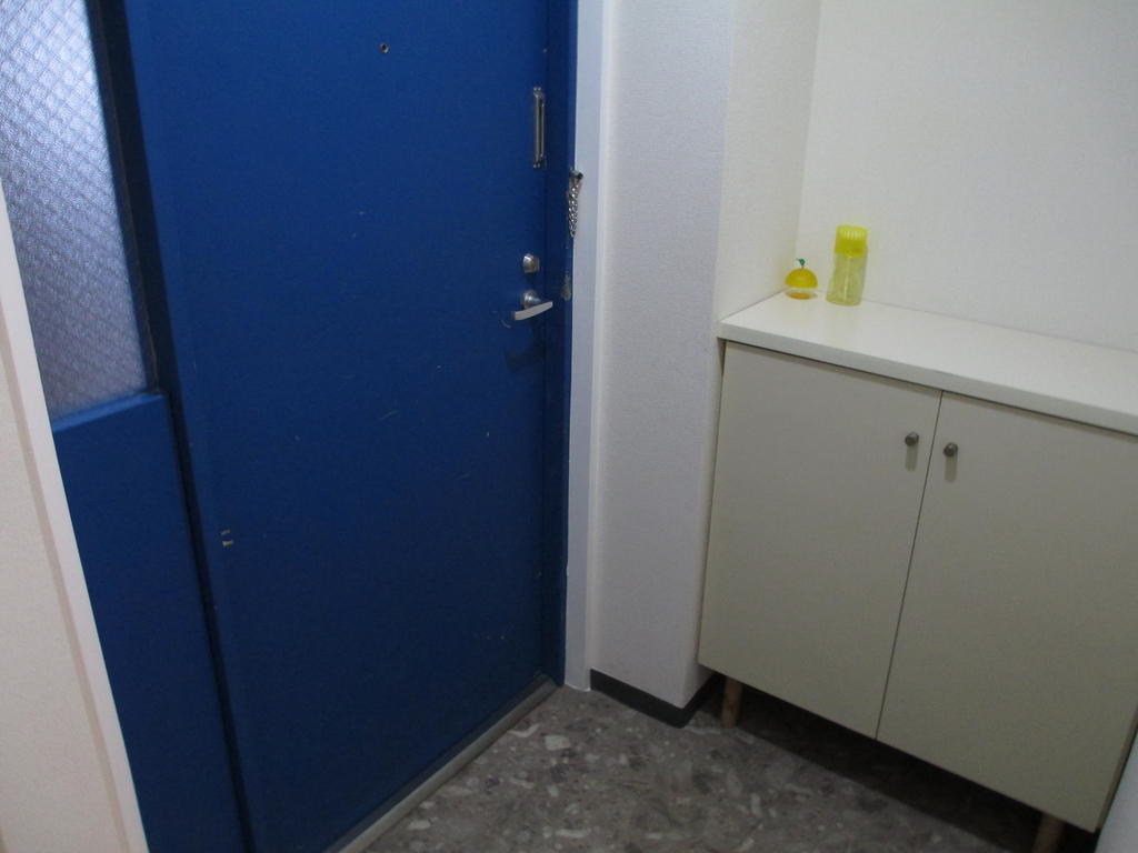 Entrance. Entrance of spread