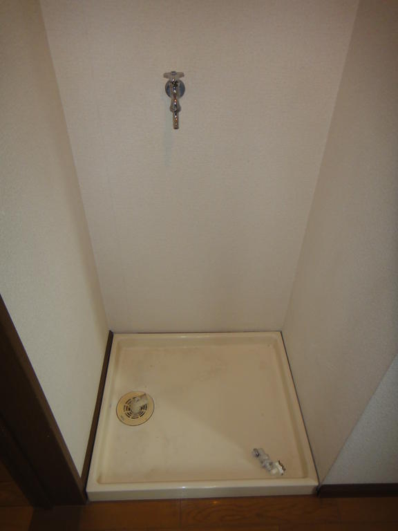 Other. Washing machine in the room