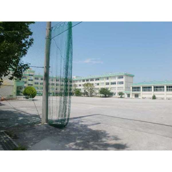 Junior high school. 327m to Edogawa Ward Shinozaki junior high school (junior high school)