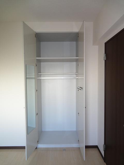 Receipt. Indoor (11 May 2013) Shooting