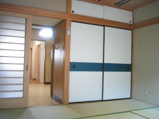 Living and room. Japanese-style room 2