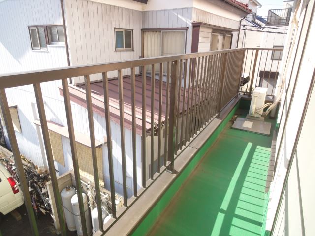 Receipt. It is housed