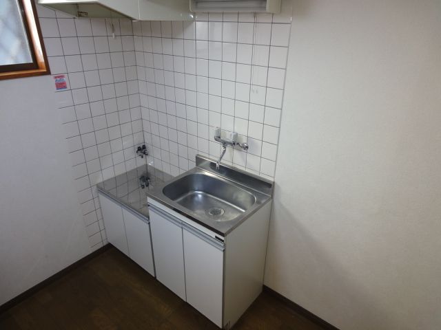 Kitchen. 2-neck Gasukitchin