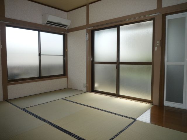 Living and room. room