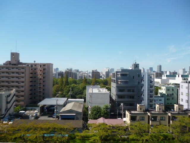 View photos from the dwelling unit. View from the site (November 2013) Shooting