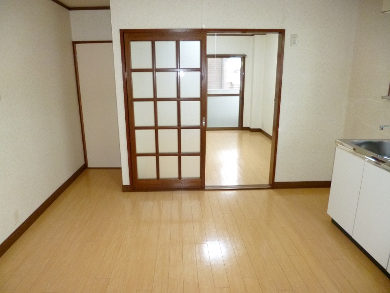 Living and room. DK Western side