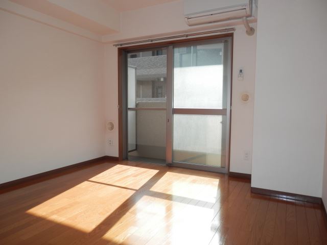 Living and room. room