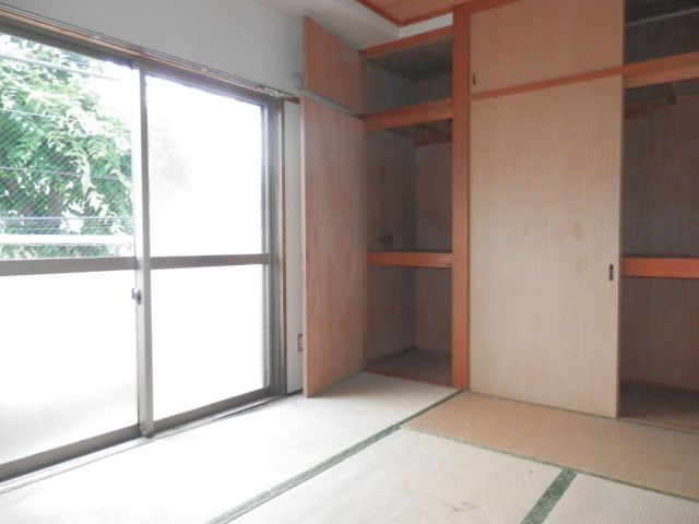 Living and room. room