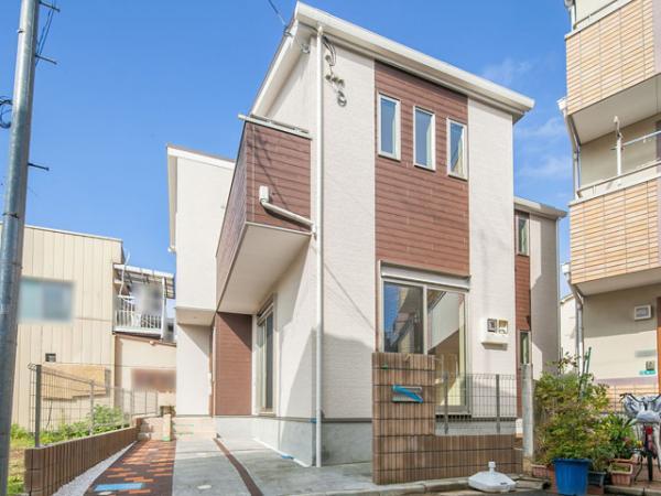 Local appearance photo. Appearance is a picture