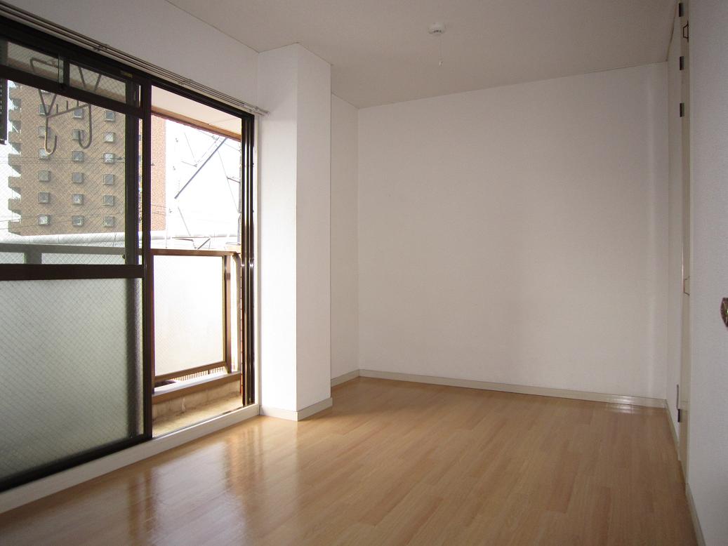 Other room space. Sunny Western-style ◎