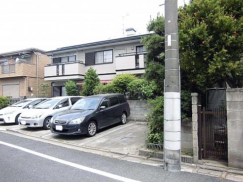 Local photos, including front road. Local (May 28 shooting)