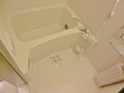 Bath. It is a beautiful bathroom.