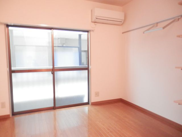 Living and room. room