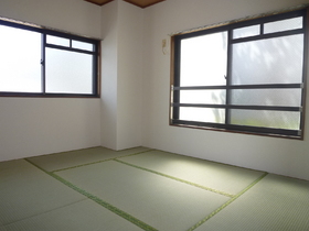 Living and room. You can use a wide room with a closet