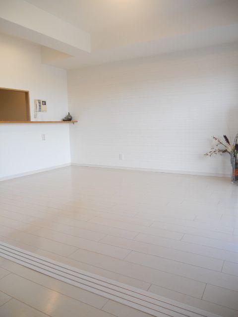 Living. Bright light is full of living