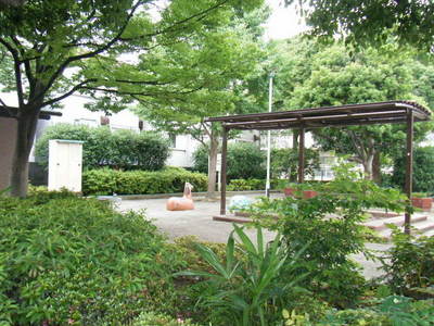 park. 270m until Kamishinozaki park (park)