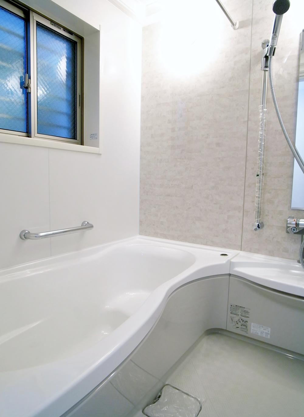 Bathroom. Itopia Home Building Construction example photo