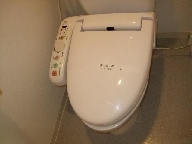 Toilet. Washlet (same type)