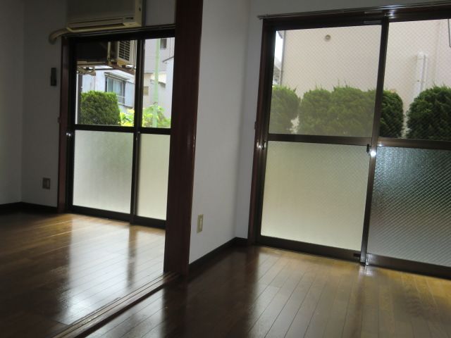 Living and room. Western style room